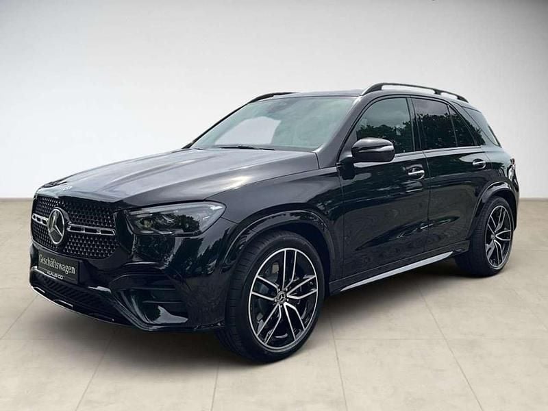 Metalliclack obsidianschwarz Gebraucht 2025 Mercedes GLE450 AMG Premium SUV | 96.440 € (Teuer) - Bild 1/4