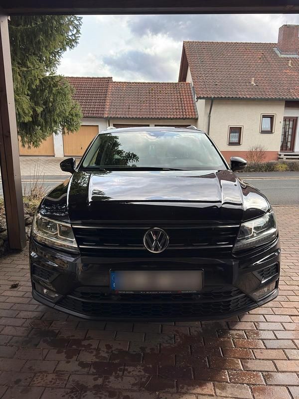Gebraucht VW Tiguan 150 PS (110 kW) 2019 Schwarz SUV
