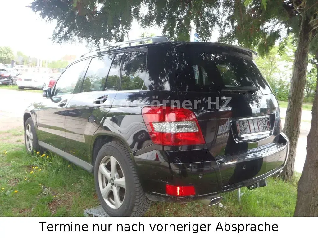 Gebraucht Mercedes GLK200 143 PS (105 kW) 2012 Schwarz SUV