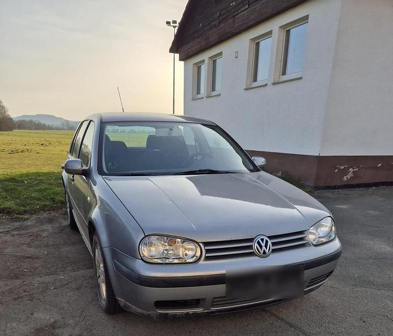 Gebraucht VW Golf IV 75 PS (55 kW) 2001 Grau Limousine