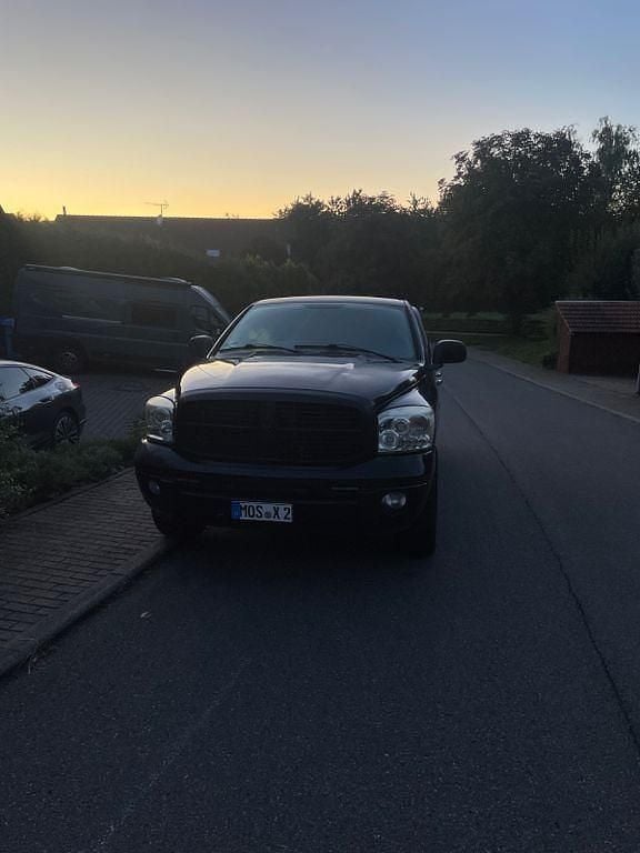 Grau Gebraucht 2006 Dodge Ram Abholung | 16.000 € (Fairer Preis) - Bild 1/4