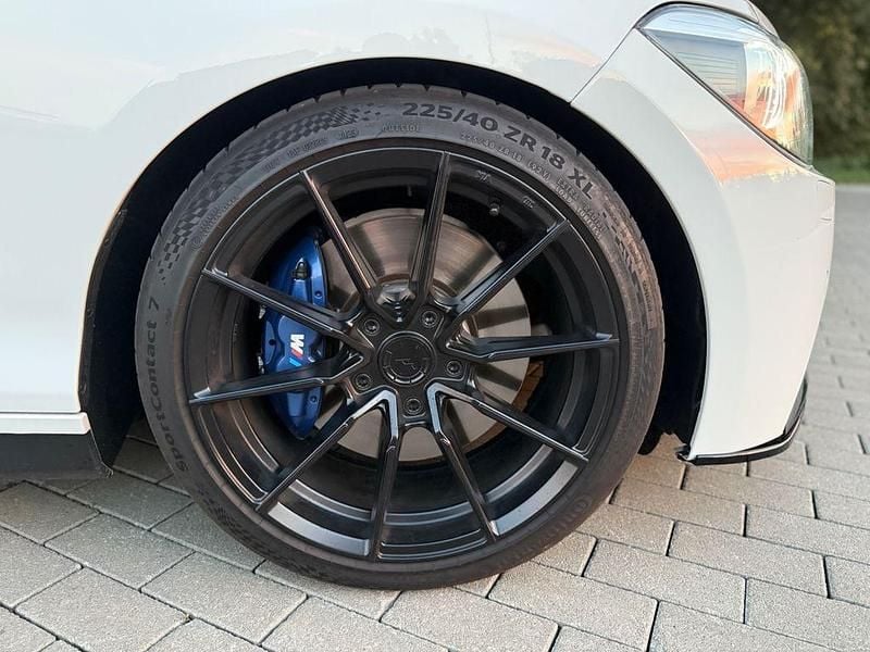 Gebraucht BMW M135 Performance 320 PS (235 kW) 2013 Weiß Kleinwagen