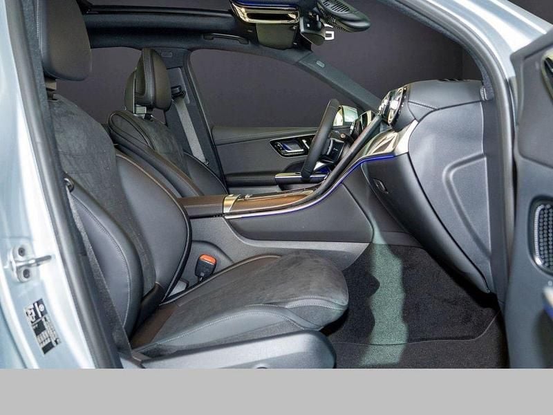 Gebraucht Mercedes GLC300e AMG 204 PS (150 kW) 2026 Silber SUV