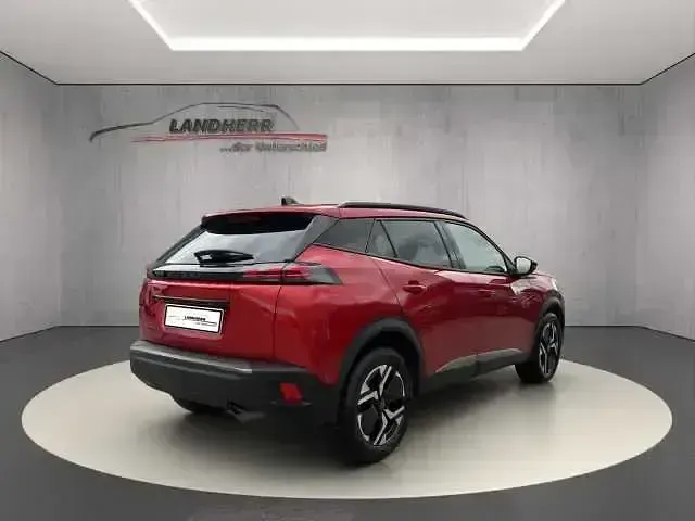 Gebraucht Peugeot 2008 Allure 101 PS (74 kW) 2025 Elixir rot (metallic) SUV