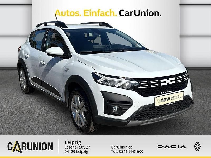 Gebraucht Dacia Sandero Expression 91 PS (66 kW) 2024 Arktis weiß Kleinwagen