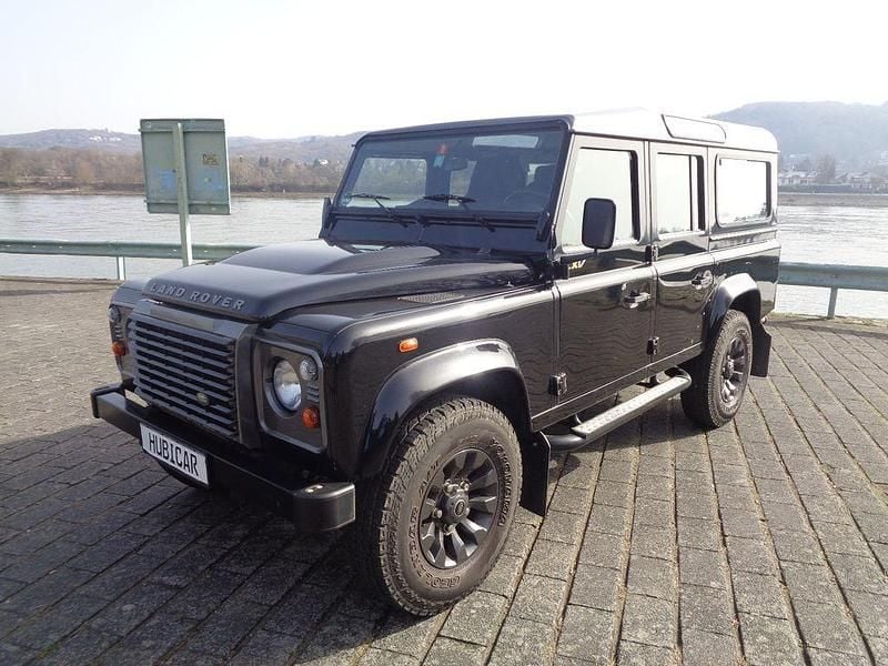 Gebraucht Land Rover Defender 122 PS (89 kW) 2013 Schwarz SUV