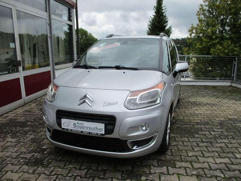 Lackierung aluminiumgrau/meta Gebraucht 2012 Citroën C3 Picasso Van / Kleinbus | 6.990 € (Etwas zu teuer) - Bild 1/4