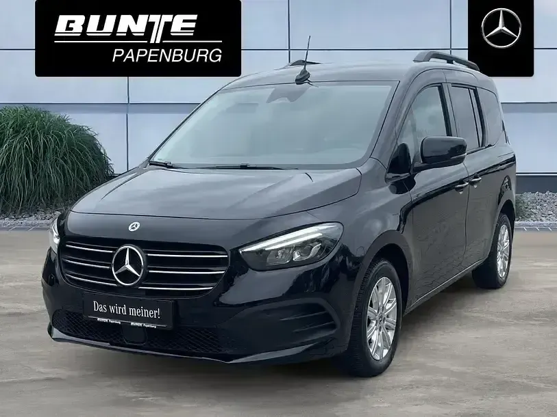 Gebraucht Mercedes T180 Progressive 131 PS (96 kW) 2023 Schwarz Van / Kleinbus