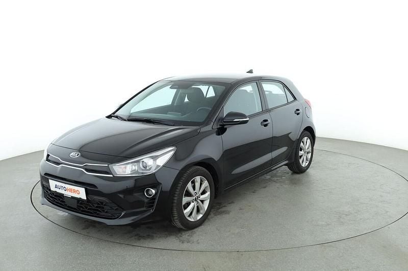 Schwarz Gebraucht 2020 Kia Rio Vision Limousine | 13.020 € (Guter Preis) - Bild 1/3