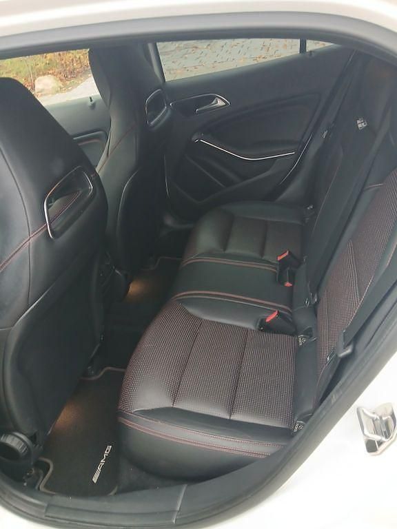 Gebraucht Mercedes GLA220 170 PS (125 kW) 2018 Weiß SUV