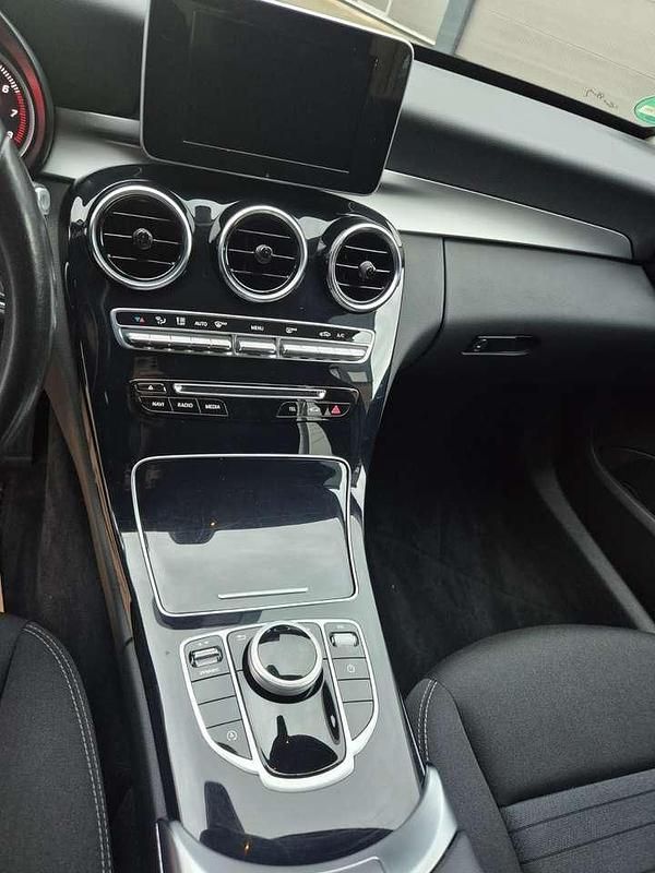 Gebraucht Mercedes 180 150 PS (110 kW) 2017 Limousine