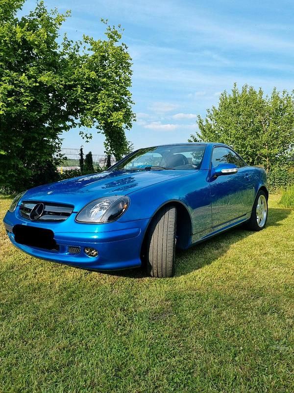 Gebraucht Mercedes SLK320 217 PS (159 kW) 2002 Blau Cabrio