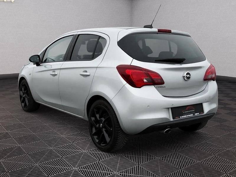 Gebraucht Opel Corsa Color Edition 90 PS (66 kW) 2017 Silber Kleinwagen