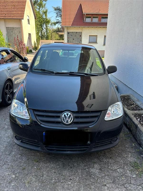 Schwarz Gebraucht 2009 VW Fox Kleinwagen | 555 € (Guter Preis) - Bild 1/4