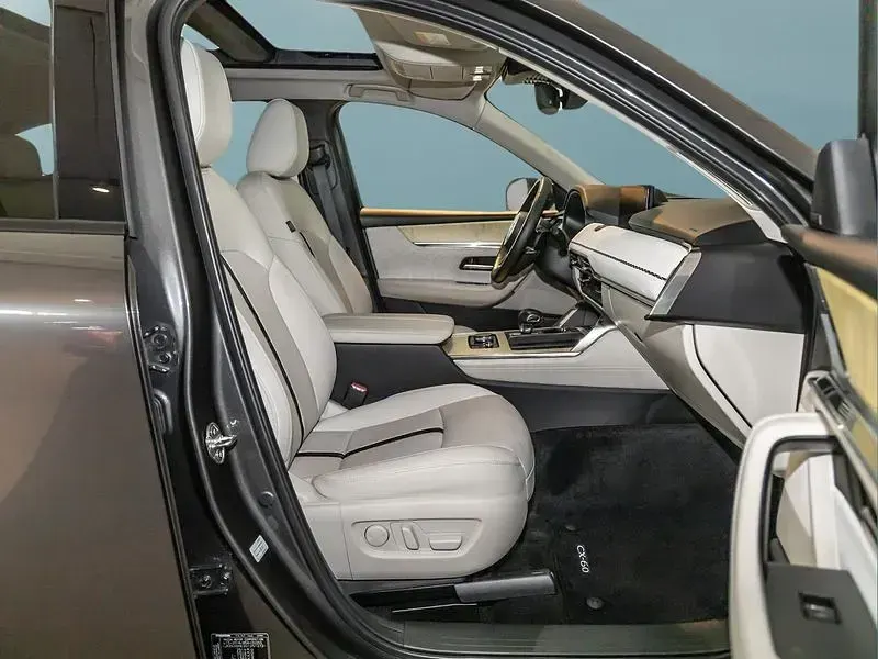 Gebraucht Mazda CX-60 254 PS (186 kW) 2025 Grau SUV