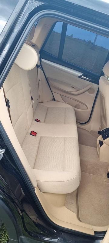 Gebraucht BMW X3 184 PS (135 kW) 2011 Schwarz SUV