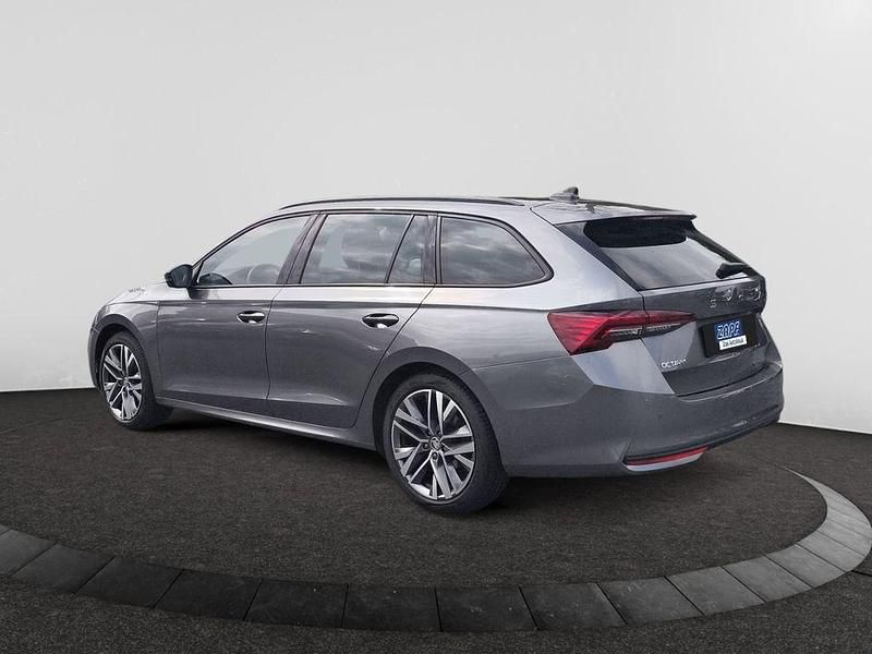 Gebraucht Skoda Octavia Selection 150 PS (110 kW) 2024 Grau Kombi