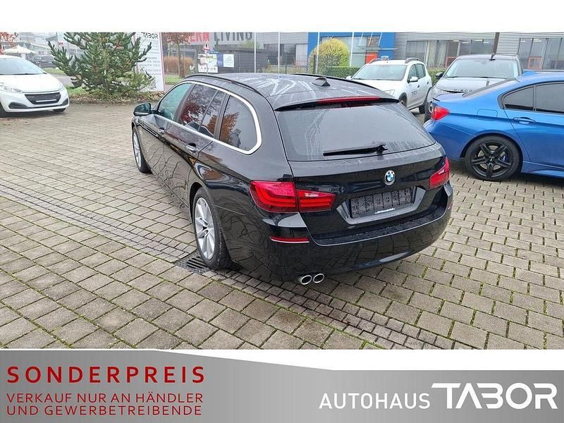 Gebraucht BMW 530 258 PS (189 kW) 2016 Black sapphire metallic Kombi