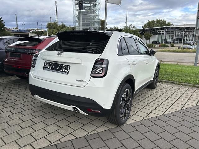 Gelato weiß gelato weiß Neu 2025 Fiat 600 La Prima SUV | 27.687 € (Fairer Preis) - Bild 1/4