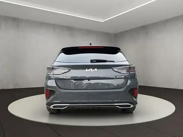 Novo Kia Ceed 140 HP (102 kW) 2026 Pentametal met. Citadino