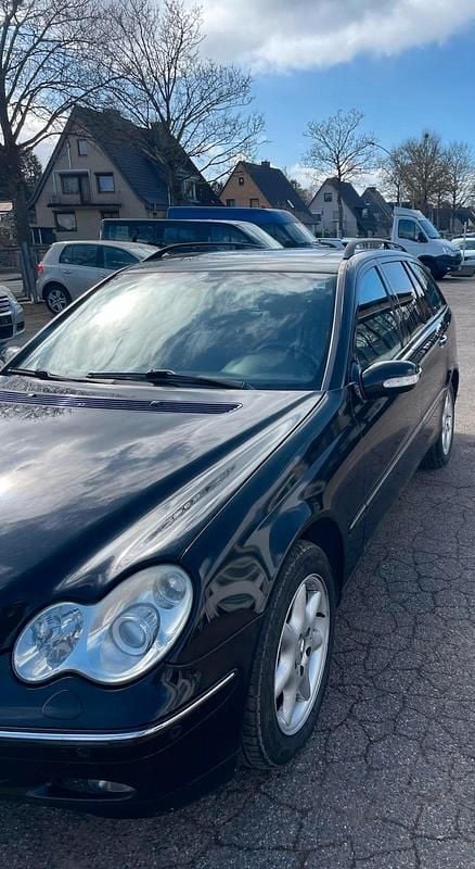 Gebraucht Mercedes C320 218 PS (160 kW) 2002 Schwarz Kombi