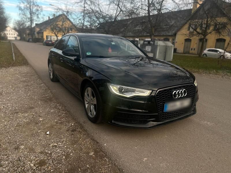 Schwarz Gebraucht 2011 Audi A6 Ambiente Limousine | 11.300 € (Etwas zu teuer) - Bild 1/4