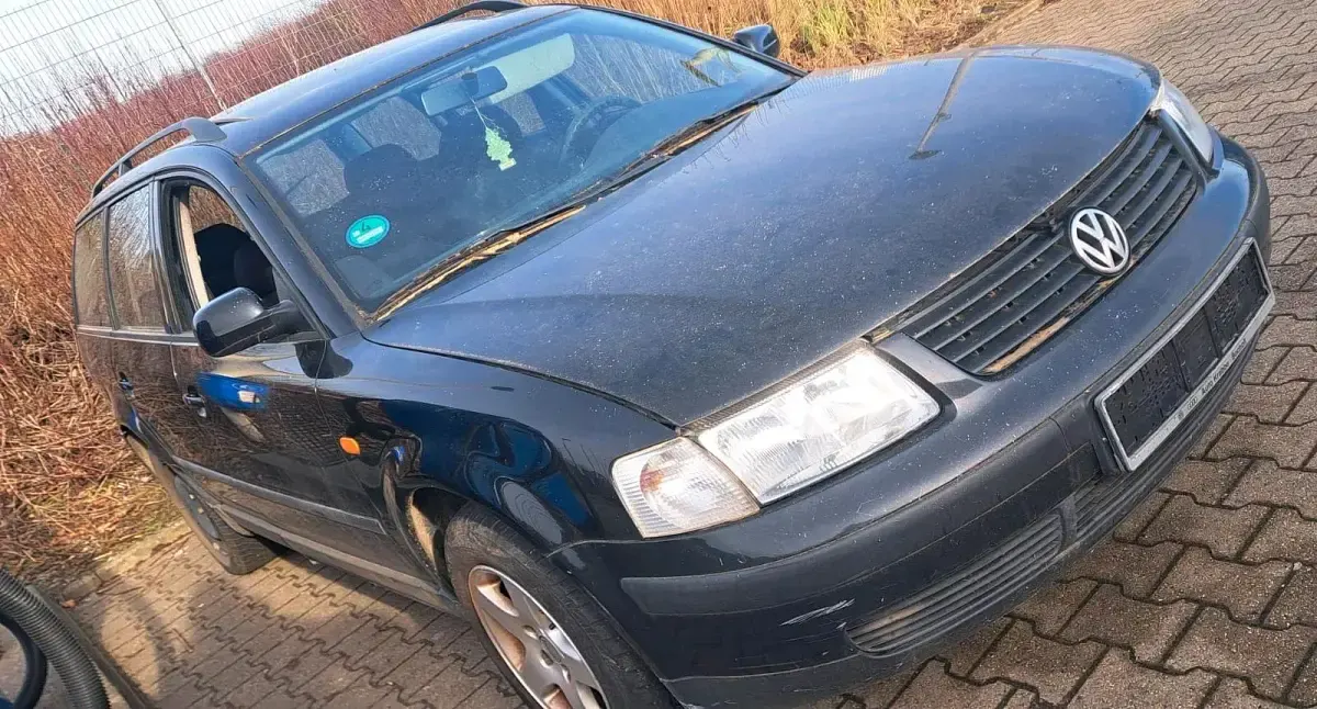 Gebraucht VW Passat 1999 Schwarz Kombi