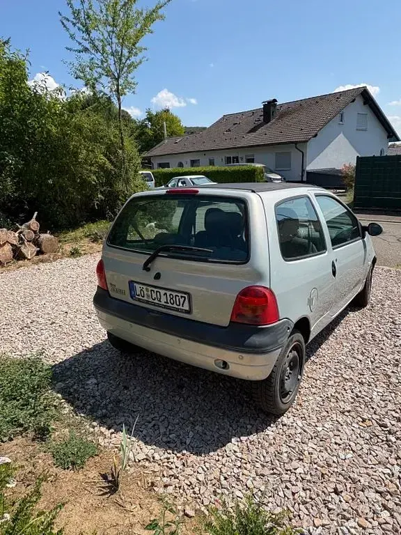 Gebraucht Renault Twingo 58 PS (42 kW) 2004 Grau Kleinwagen