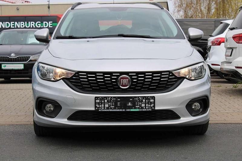 Gebraucht Fiat Tipo Pop 95 PS (69 kW) 2018 Colore esterno (grigio garbato Kombi
