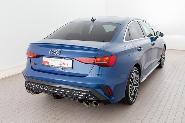 Gebraucht Audi S3 Ambiente 333 PS (244 kW) 2025 Ascariblau metallic Limousine