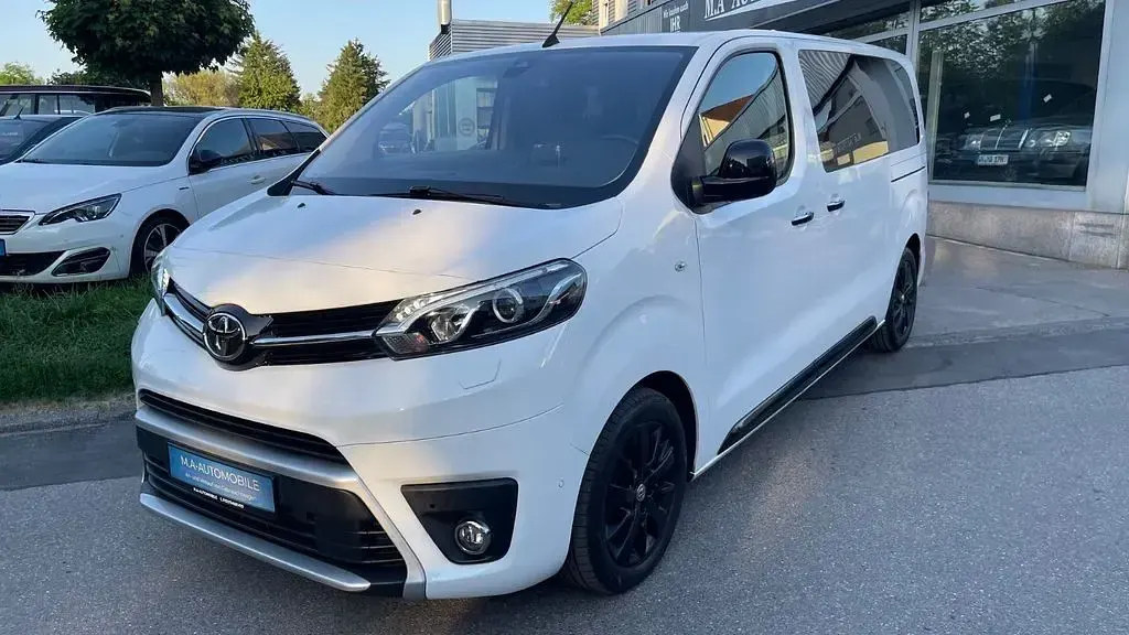 Gebraucht Toyota Proace Verso Executive 177 PS (130 kW) 2020 Weiß Kombi