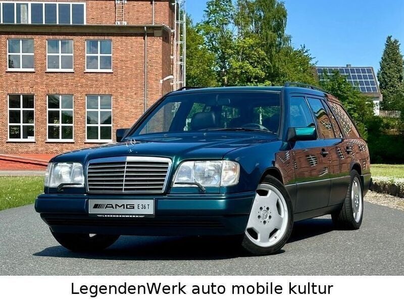 Gebraucht Mercedes E36 AMG AMG 272 PS (200 kW) 1995 Turmalingrün metallic 269 Limousine