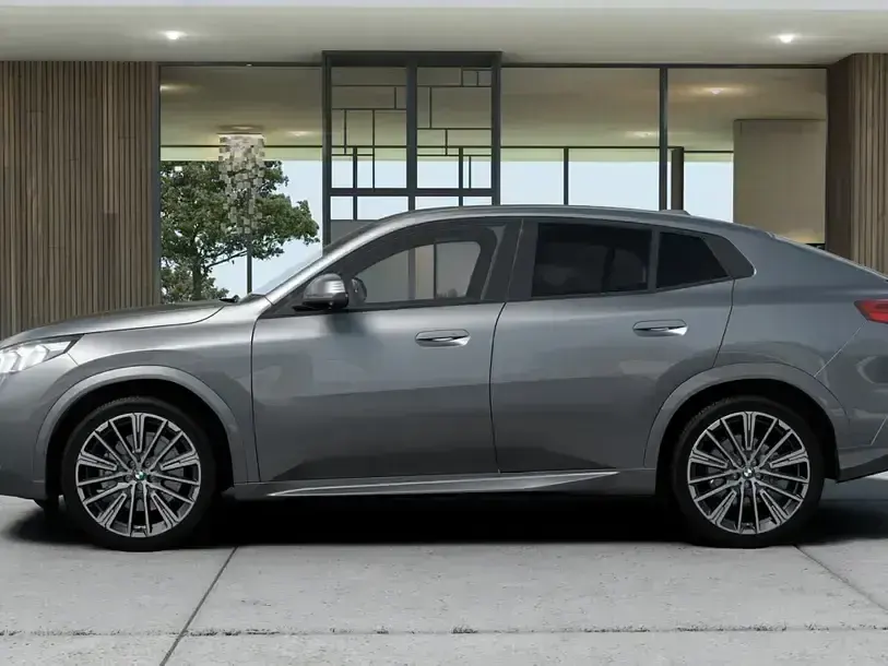 Gebraucht BMW X2 Comfort Edition 170 PS (125 kW) 2025 Grau SUV