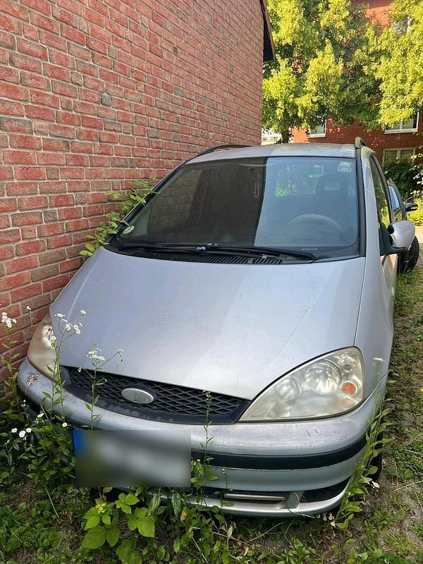 Gebraucht Ford Galaxy 90 PS (66 kW) 2003 Silber Van / Kleinbus