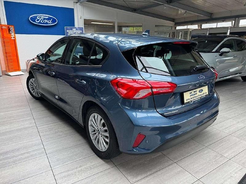 Gebraucht Ford Focus 150 PS (110 kW) 2020 Chromablau metallic Limousine