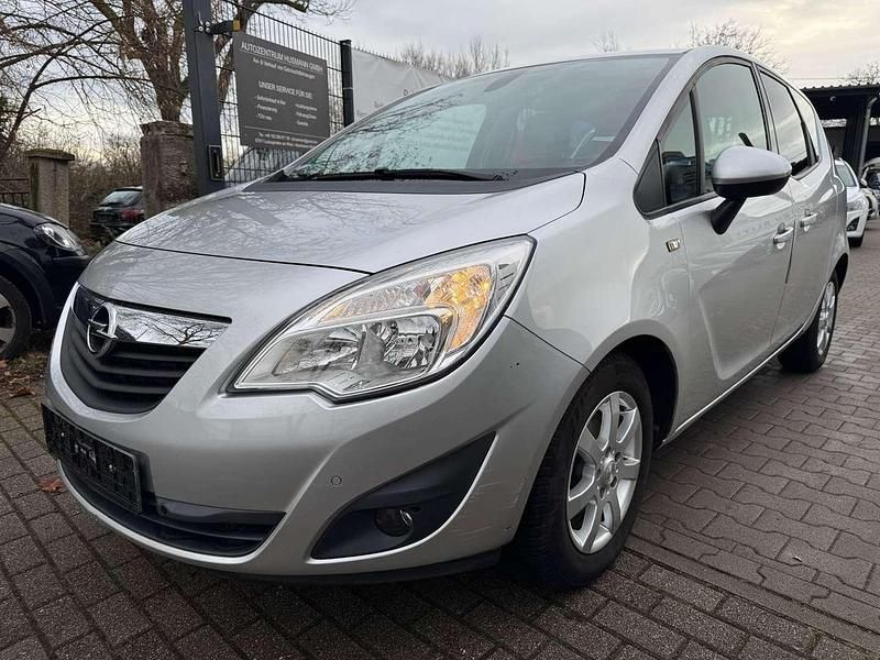 Gebraucht Opel Meriva 101 PS (74 kW) 2010 Silber Van / Kleinbus