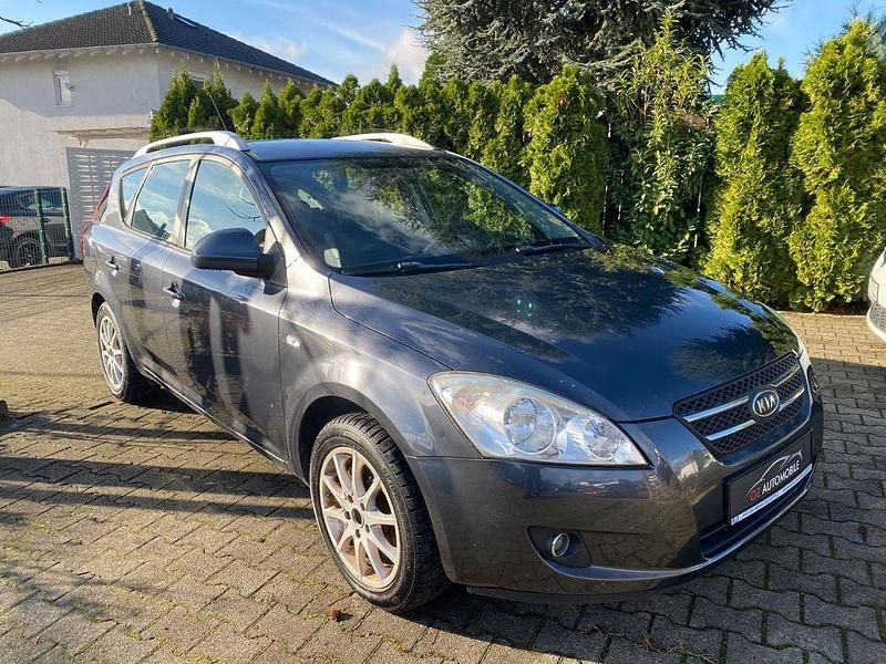 Grau Gebraucht 2009 Kia Ceed Sportswagon Vision Kombi | 4.490 € (Fairer Preis) - Bild 1/4