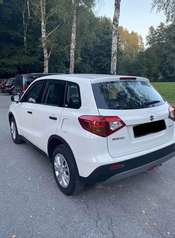 Gebraucht Suzuki Vitara Club 120 PS (88 kW) 2018 SUV