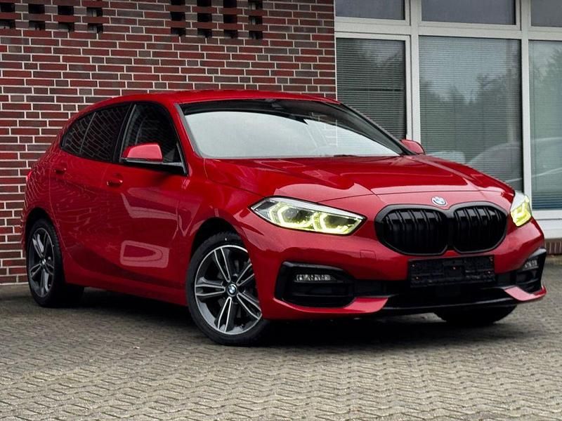 Gebraucht BMW 116 Shadowline 116 PS (85 kW) 2020 Melbournerot metallic Kleinwagen