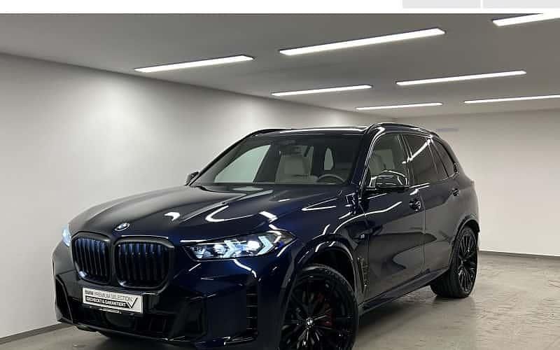 Blau Gebraucht 2025 BMW X5 Comfort Edition SUV | 109.890 € - Bild 1/4