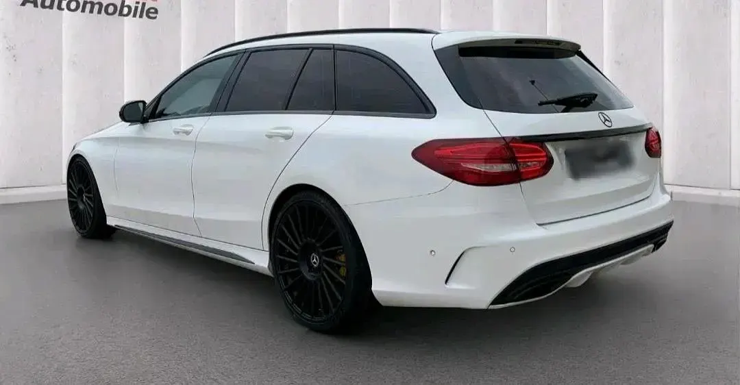 Gebraucht Mercedes C200 AMG 135 PS (99 kW) 2015 Weiß Kombi