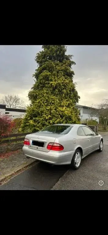 Gebraucht Mercedes CLK230 Edition 197 PS (144 kW) 2002 Schwarz Coupé