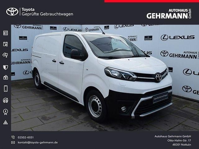 Schaumweiß Gebraucht 2022 Toyota Proace Plus Van | 20.990 € (Guter Preis) - Bild 1/4