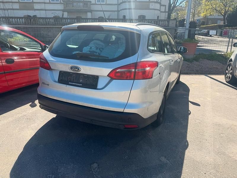 Second-hand Ford Focus 105 CP (77 kW) 2015 Argintiu Break