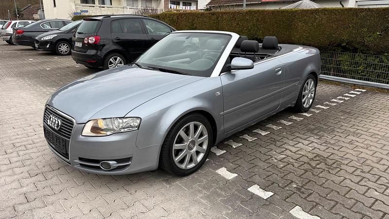 Gebraucht Audi A4 Cabriolet 163 PS (119 kW) 2006 Grau Cabrio