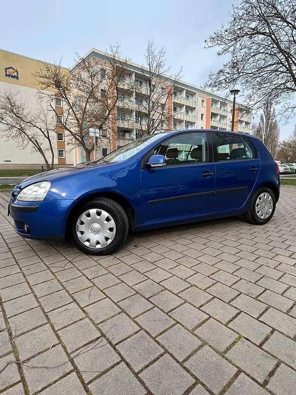 Gebraucht VW Golf IV Trendline 90 PS (66 kW) 2004 Blau Limousine