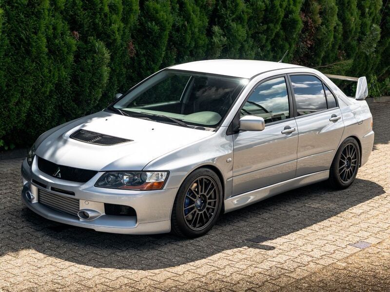 Silber Gebraucht 2005 Mitsubishi Lancer Limousine | 46.800 € - Bild 1/4