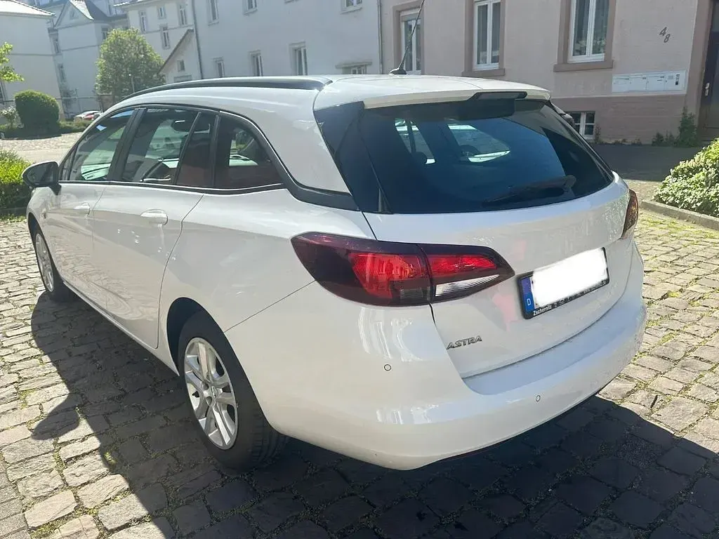 Gebraucht Opel Astra Business 136 PS (100 kW) 2019 Weiß Kombi