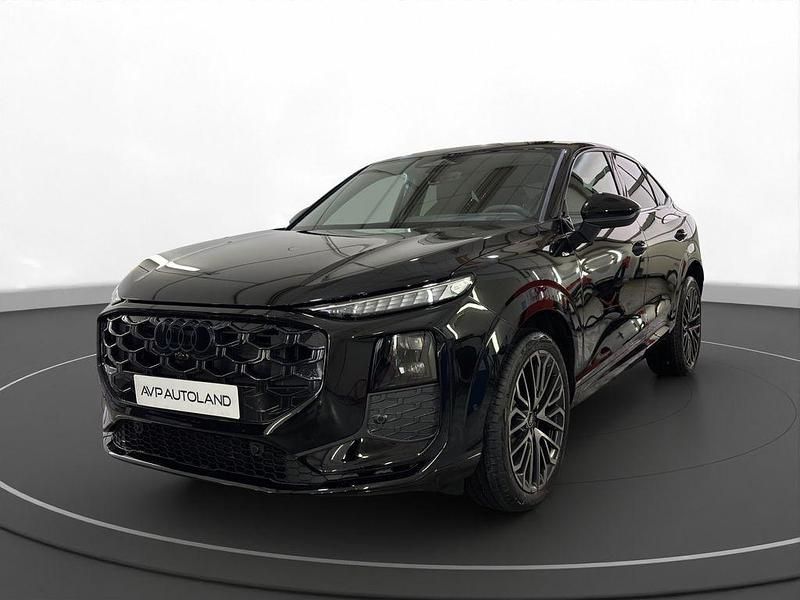 Neu Audi Q3 Sportback Sport 150 PS (110 kW) 2025 Schwarz SUV