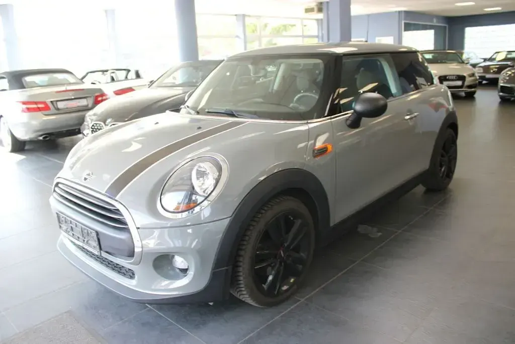 Gebraucht Mini ONE Salt 102 PS (75 kW) 2019 Schwarz Kleinwagen